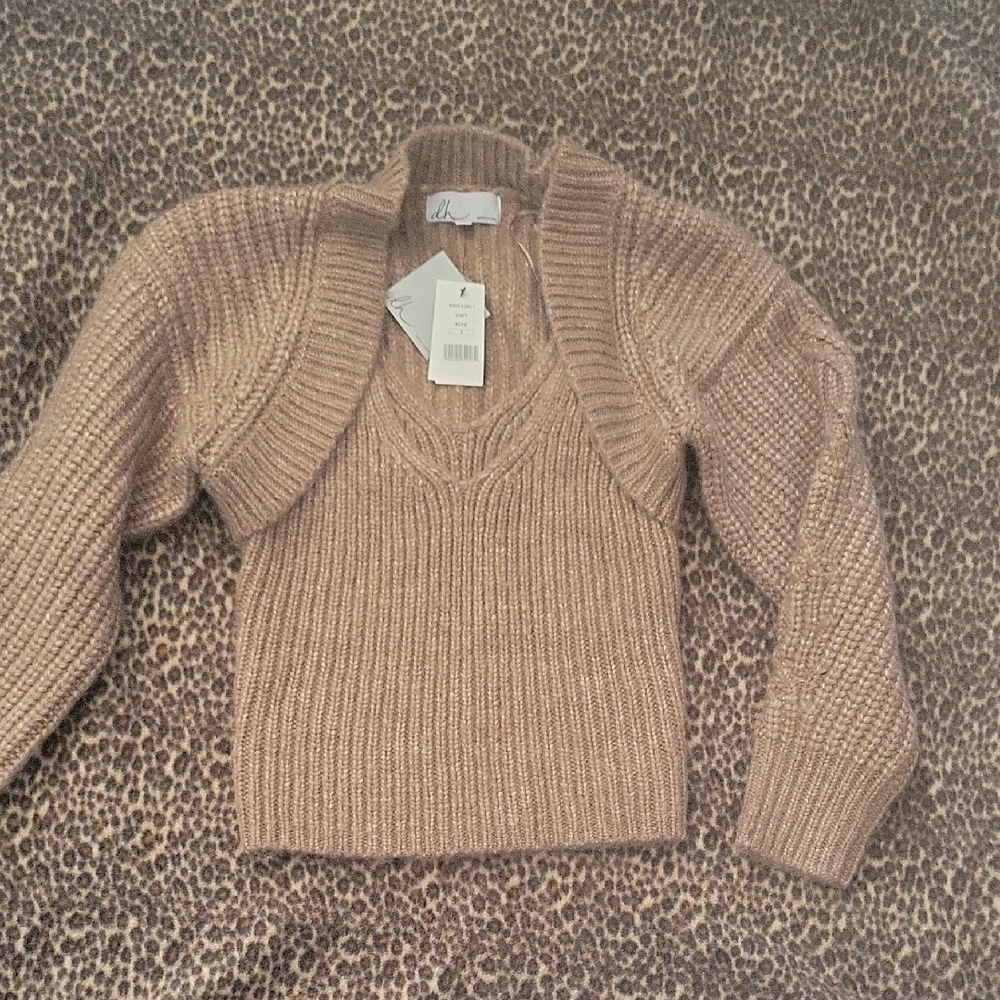 Women's Tan Sweater